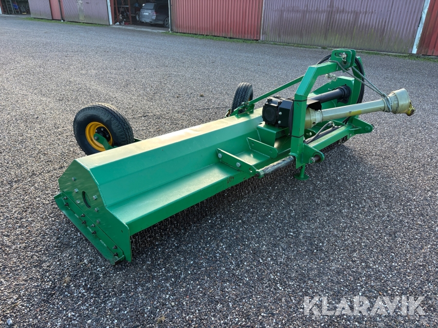 Slagklippare / Betesputs Kellfri VK 1250 2500mm arbetsbredd / Hydraulisk sidoförskjutning