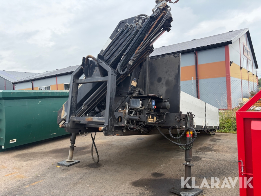 Kranflak med HMF 2200 K5 kran