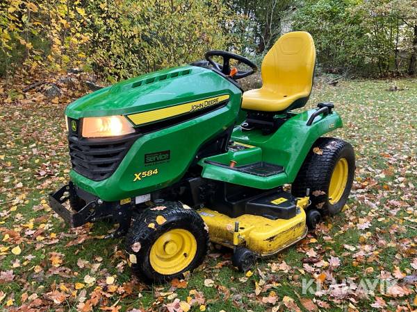 Åkgräsklippare John Deere X584 4 Wheel Steer