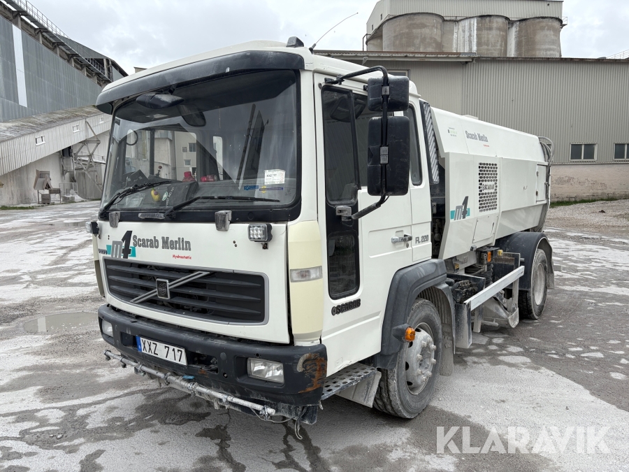 Soplastbil Volvo FL220 Scarab Merlin