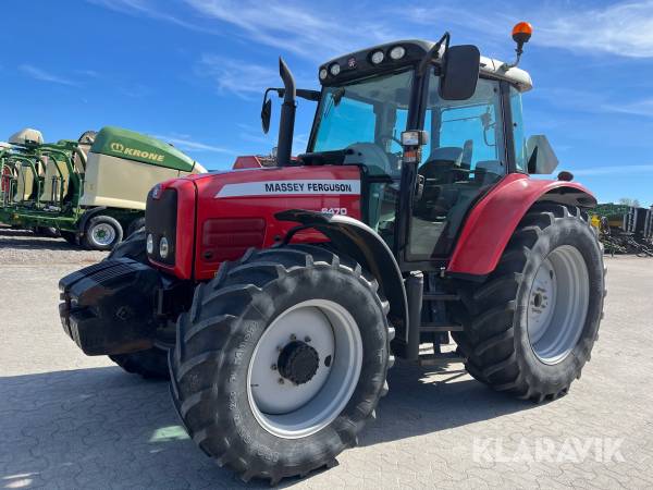 Traktor Massey Ferguson 6470 Dyna