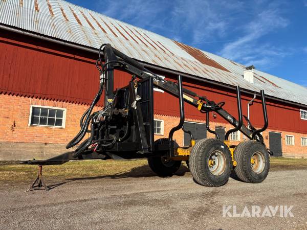 Skogsvagn Moheda MH101 med K45 kran