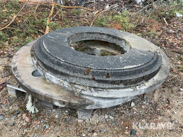 Betongringar 3st (114 och 138cm ø)
