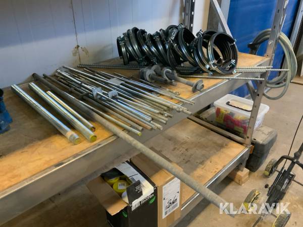 Diverse rörklämmor Walraven 165-169. / 6"-4" med gängstänger