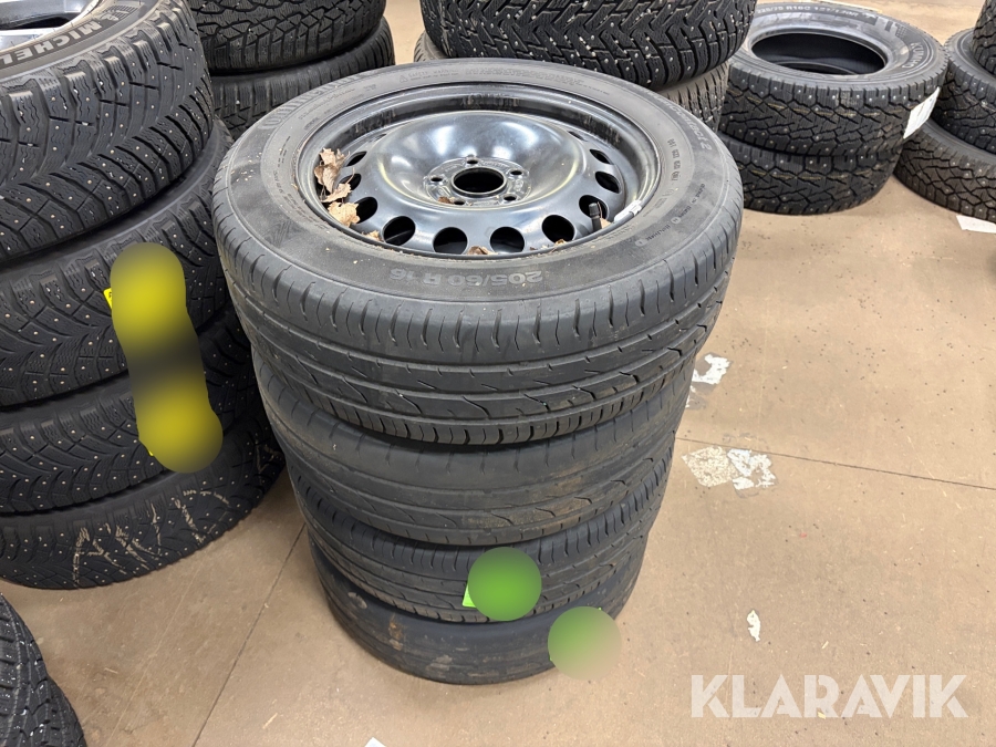 Däck med fälgar Continental 205/60R16 4 st