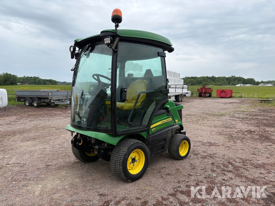 Redskapsbärare John Deere 1575 TerrainCut