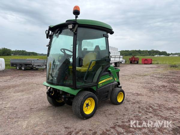 Redskapsbärare John Deere 1575 TerrainCut