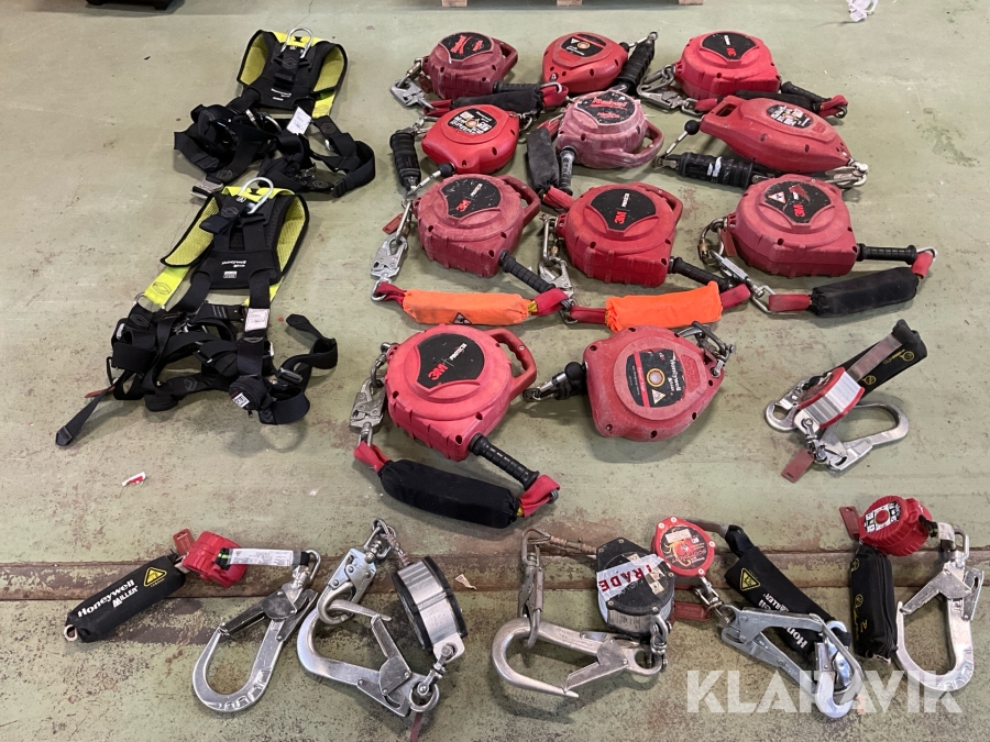 Fallskyddsutrustning 2st  sele och 17st block