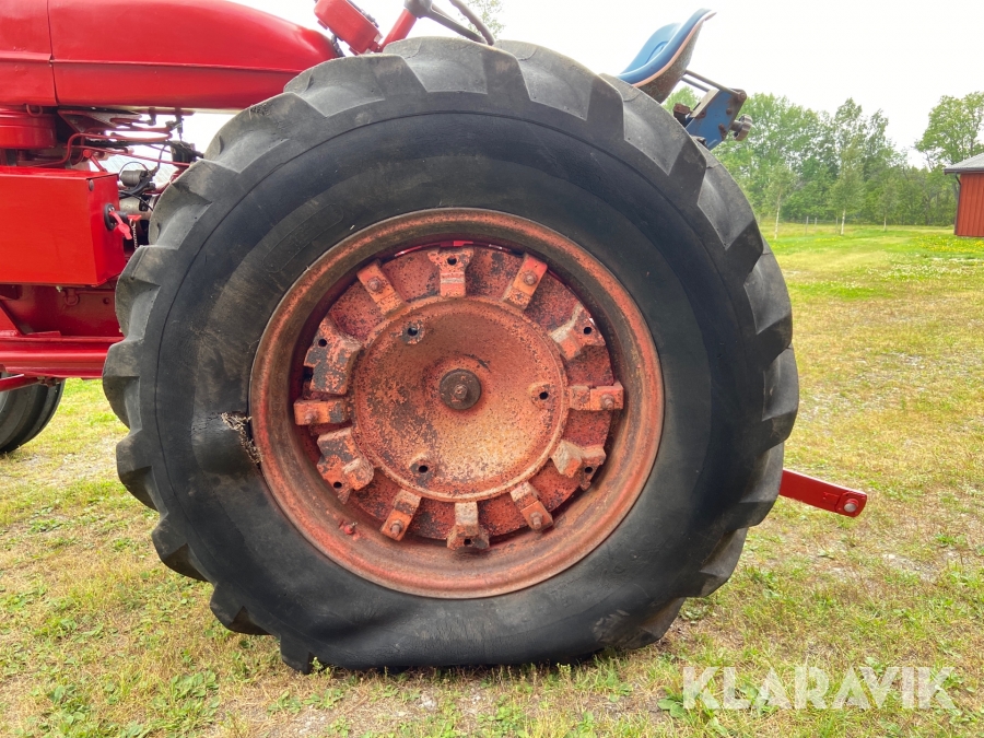 Traktor Mc Cormick Super BWD-6