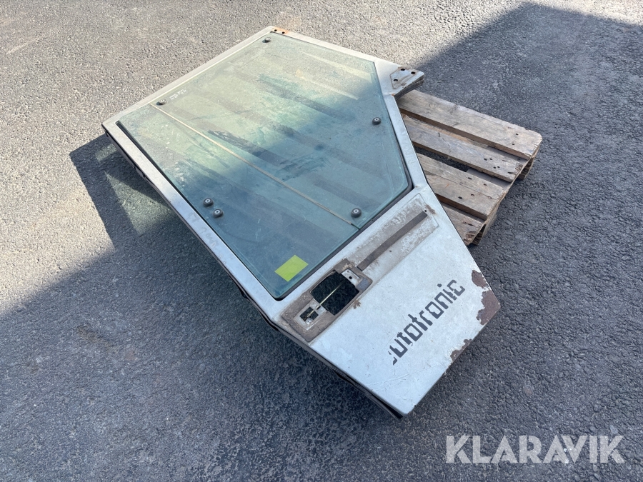 Traktordörr Höger Massey Ferguson 3000-serien