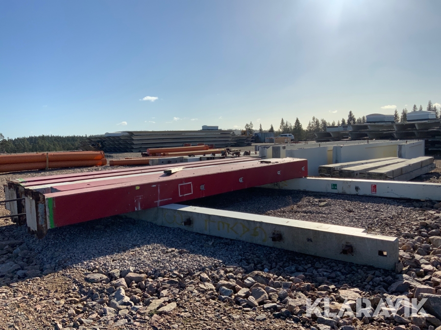 Betongstomme med tak 1500m2