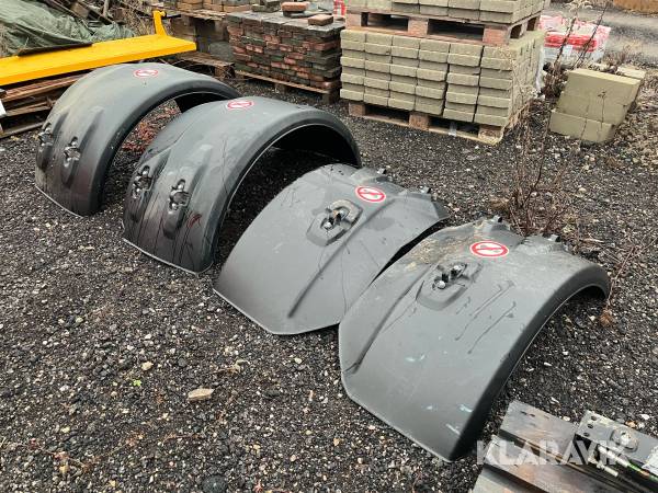 Plastskärmar Volvo Orginal - Till Grävmaskin