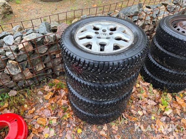 Vinterdäck Nokian Tyres / 4st