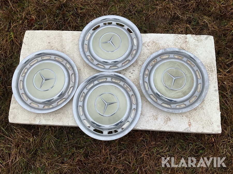 Navkapslar Mercedes-benz oanvända