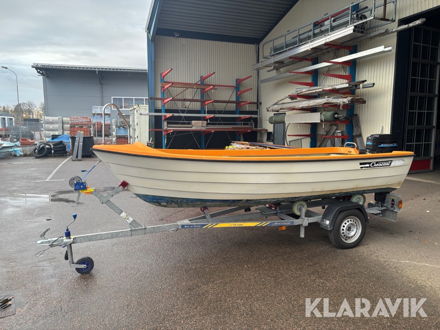 Båt Crescent 434 med mercury 18