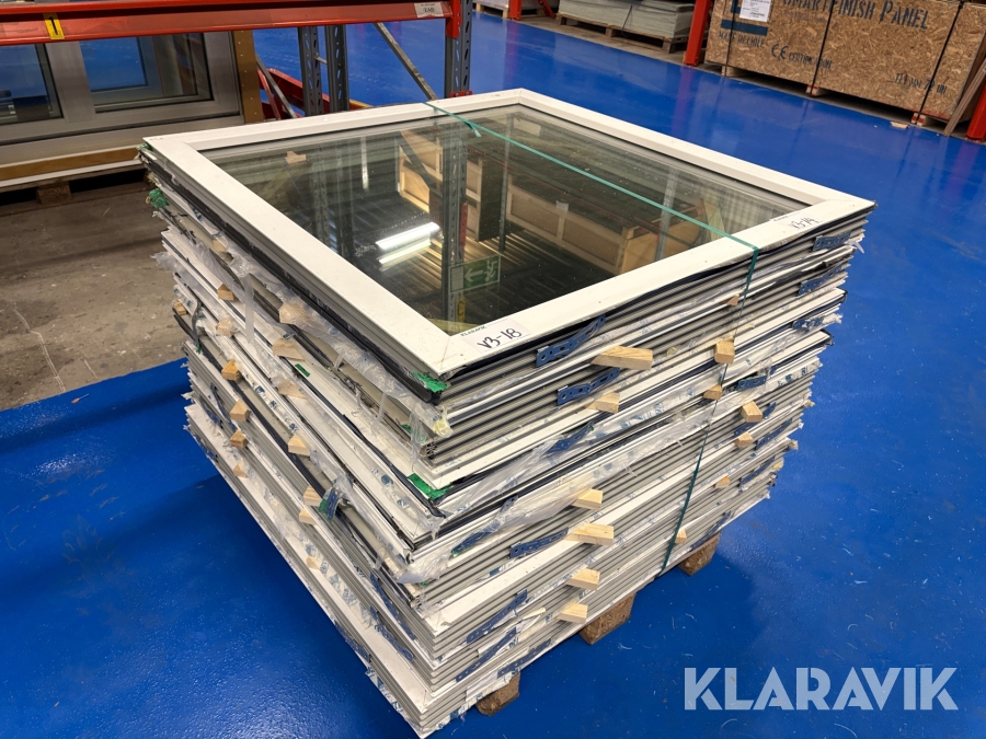 Plastfönster Salamander 8 st