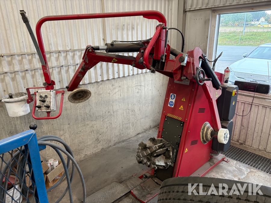 Däckmaskin Lastbilsdäck Butler NAV01N
