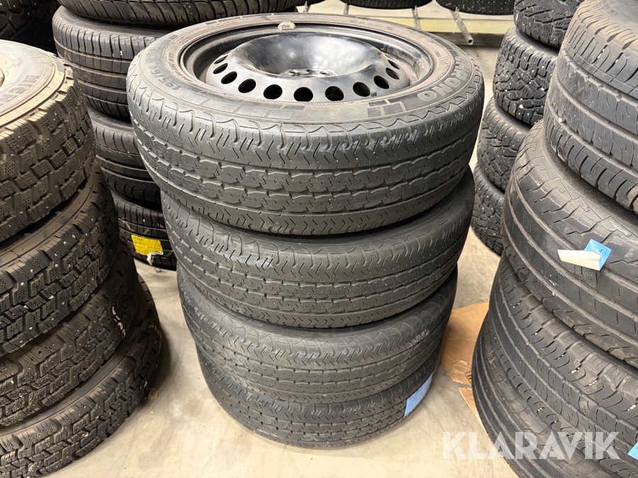Kompletta hjul Pirelli 195/60R16C 4st