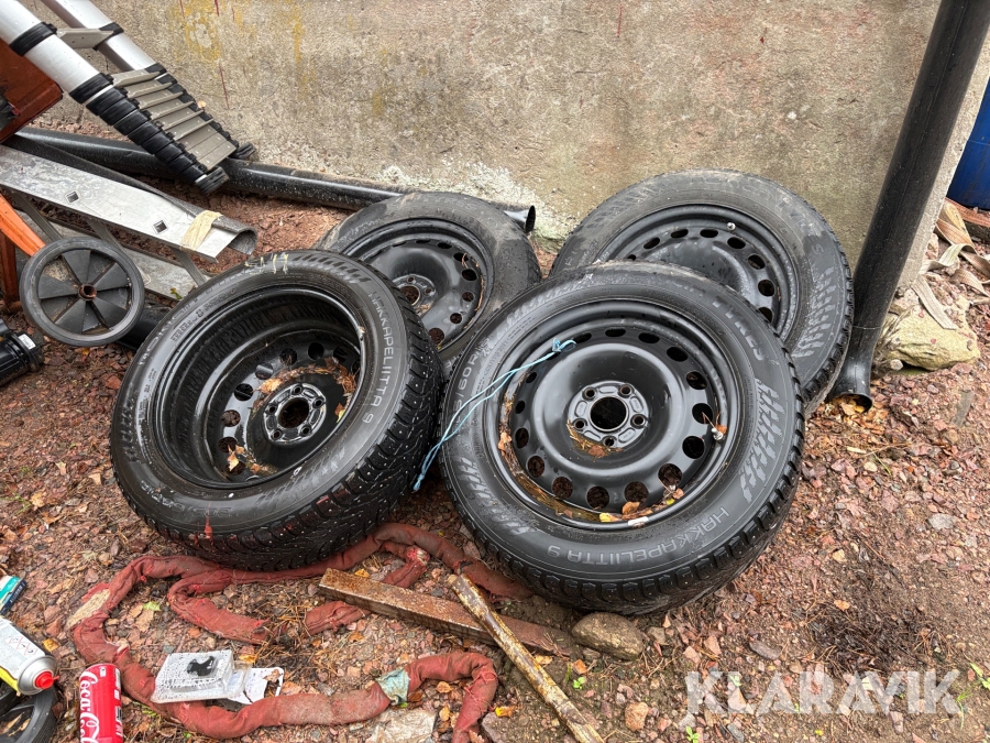 Personbilsdäck på fälg Nokian Hakkapelitta 9 205/60R16 4st