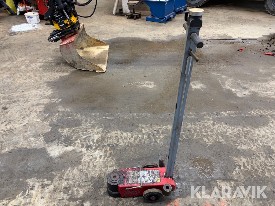 Luftdriven domkraft IDG-Tools 15-30t Air Hydraulic jack 1 st