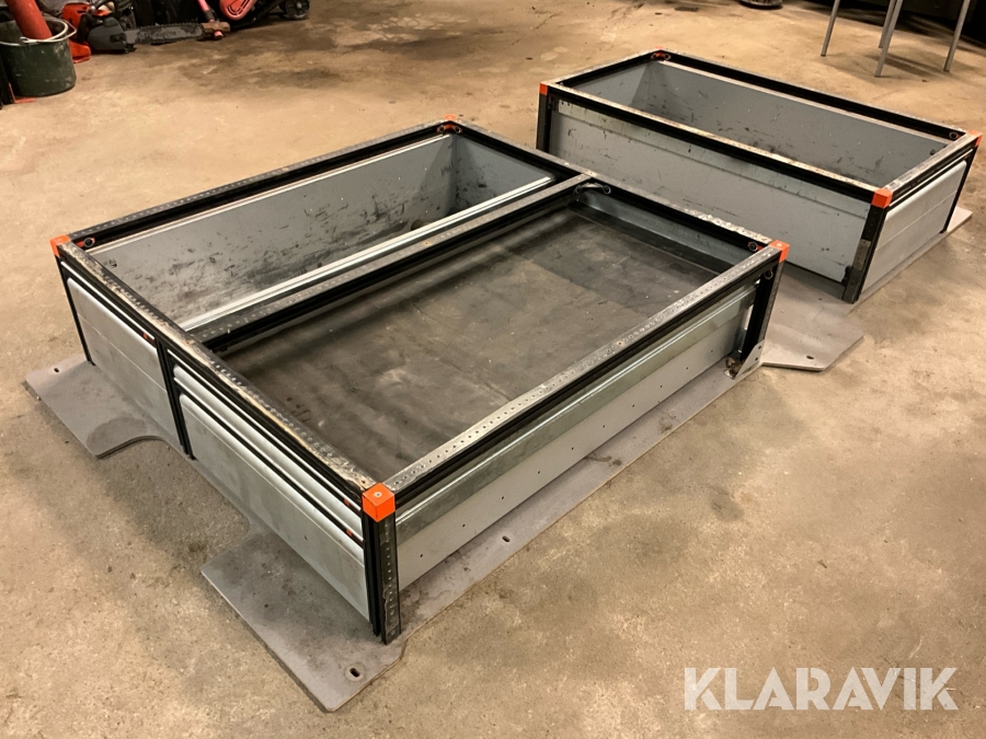 Verkstadsinredning transportbil/Dubbelgolv med 4 draglådor Work System