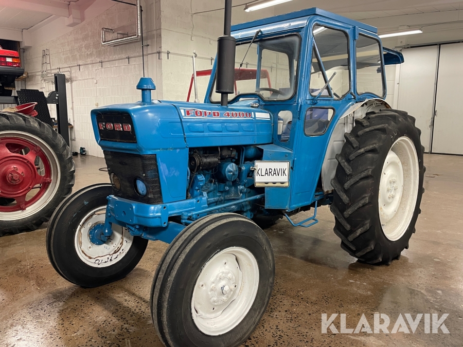 Traktor Ford 4000