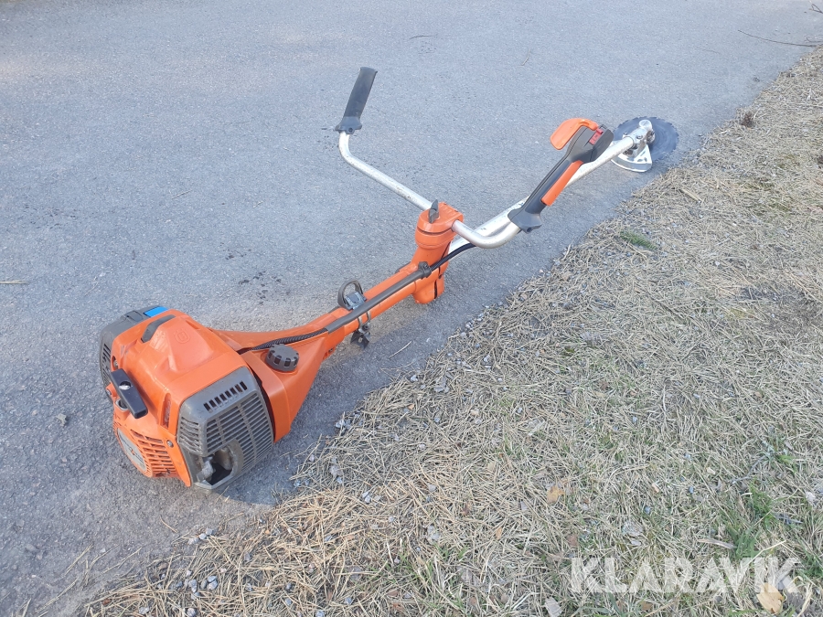 Röjsåg med sele Husqvarna 545 F