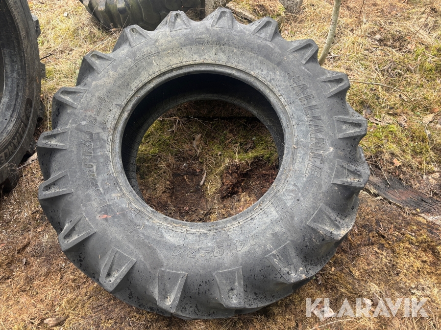 Traktordäck Alliance 14.9-24