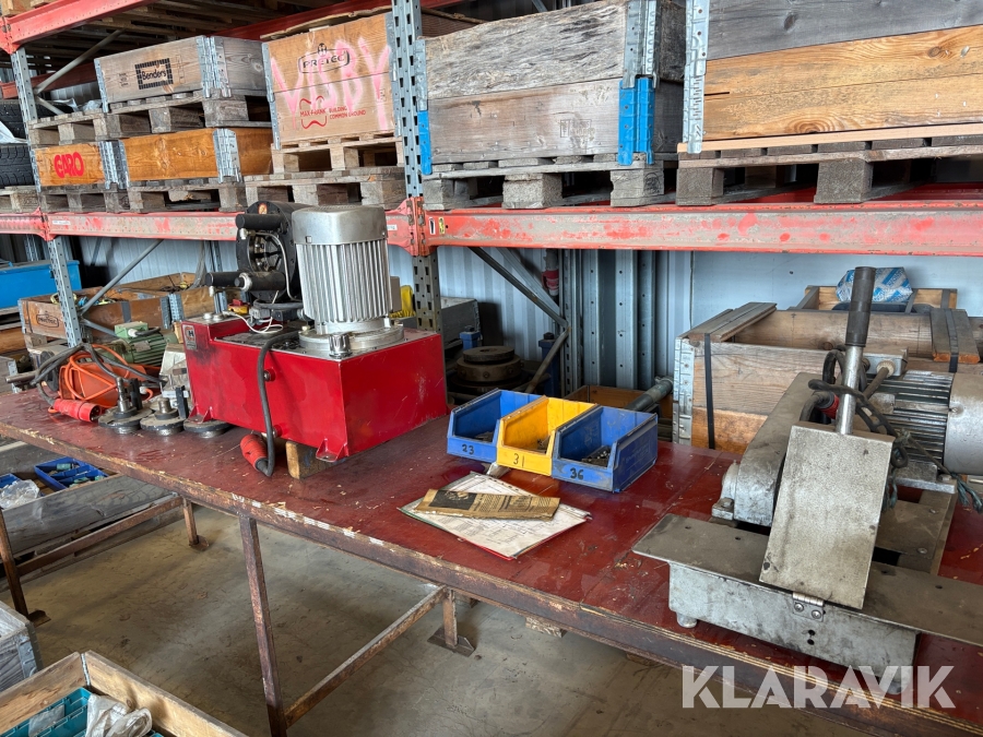 Hydraulpress till hydraulslang , med skalmaskin, kapmaskin