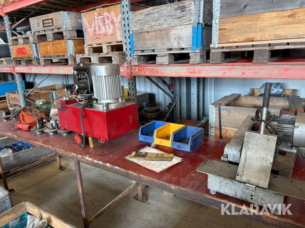 Hydraulpress till hydraulslang , med skalmaskin, kapmaskin