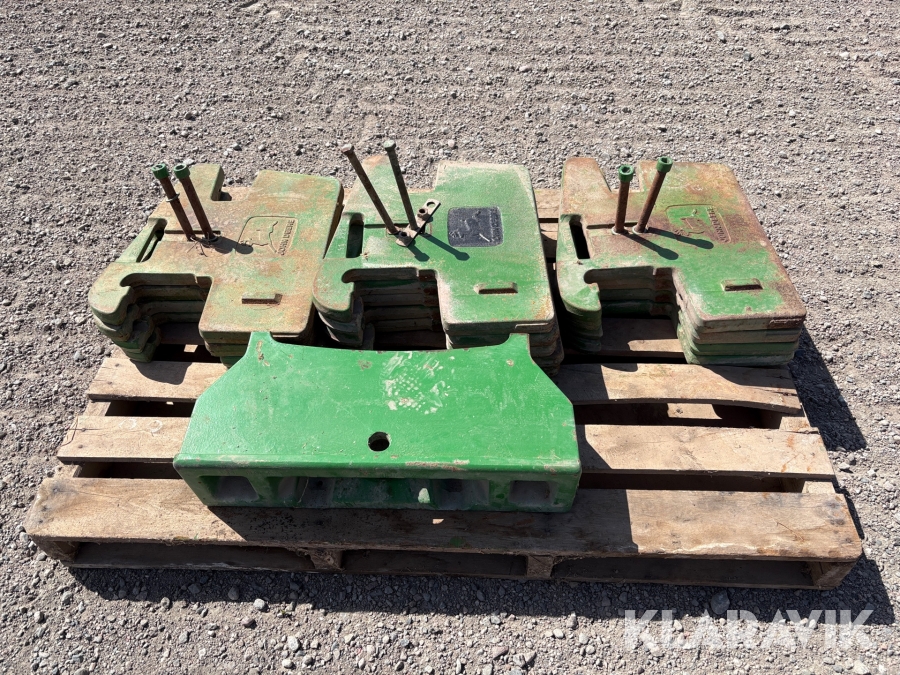 Frontvikter John Deere 38450 50 kg st samt mittenvikt på 110 kg