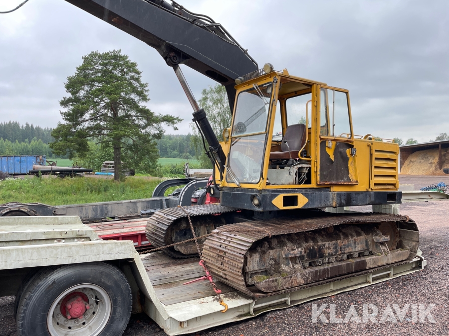 Grävmaskin Åkerman H7B med maskintrailer