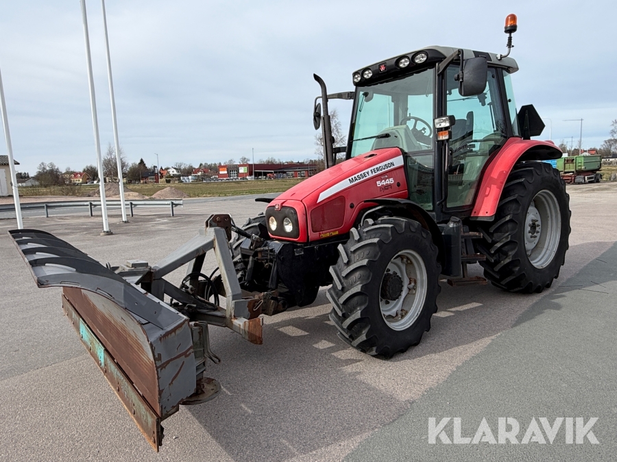 Traktor Massey Ferguson 5445 Dyna-4