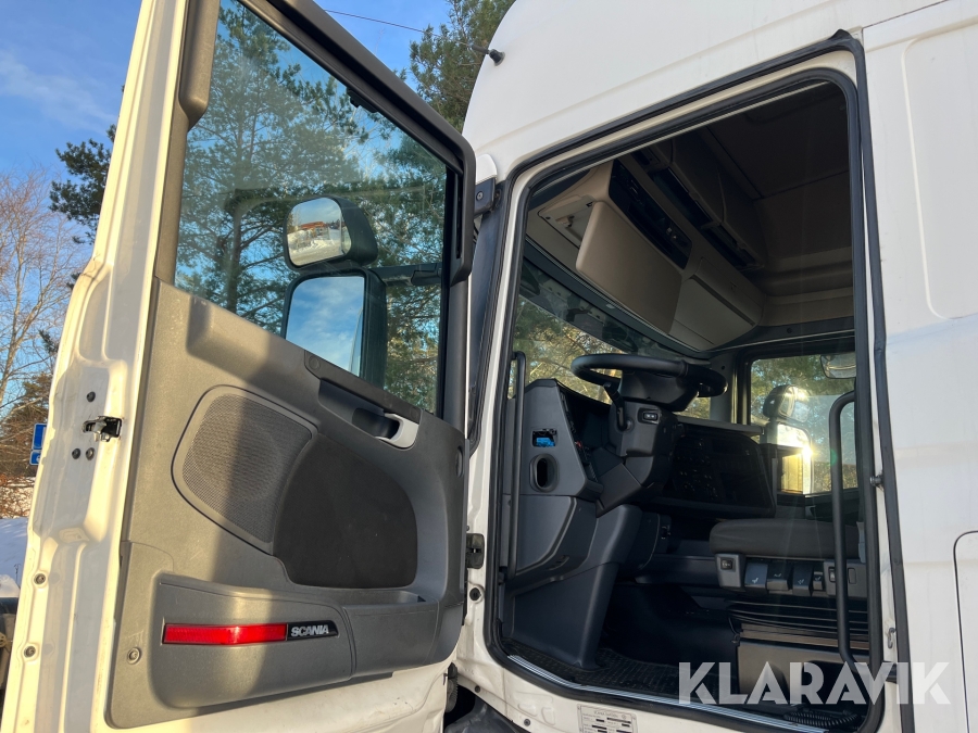 Dragbil Scania R480, Upplands Väsby, Klaravik auktioner