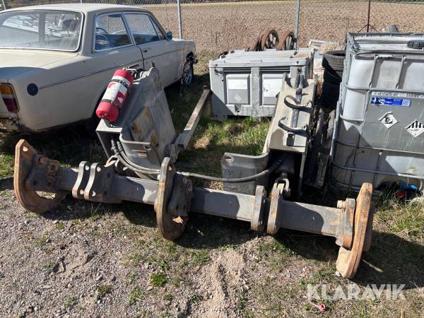 Tjälkrok med fäste Volvo till väghyvel