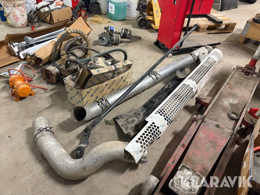 Avgasrör stående till Scania 124