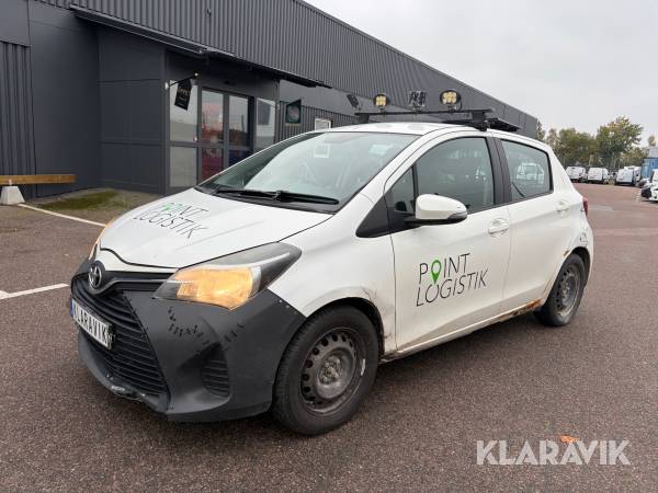 Toyota Yaris 1.3 Högerstyrd/tidningsbil