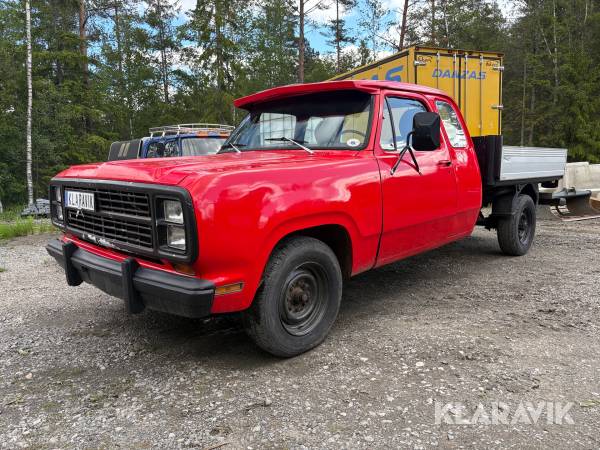 Pickup Dodge D200 rostfri