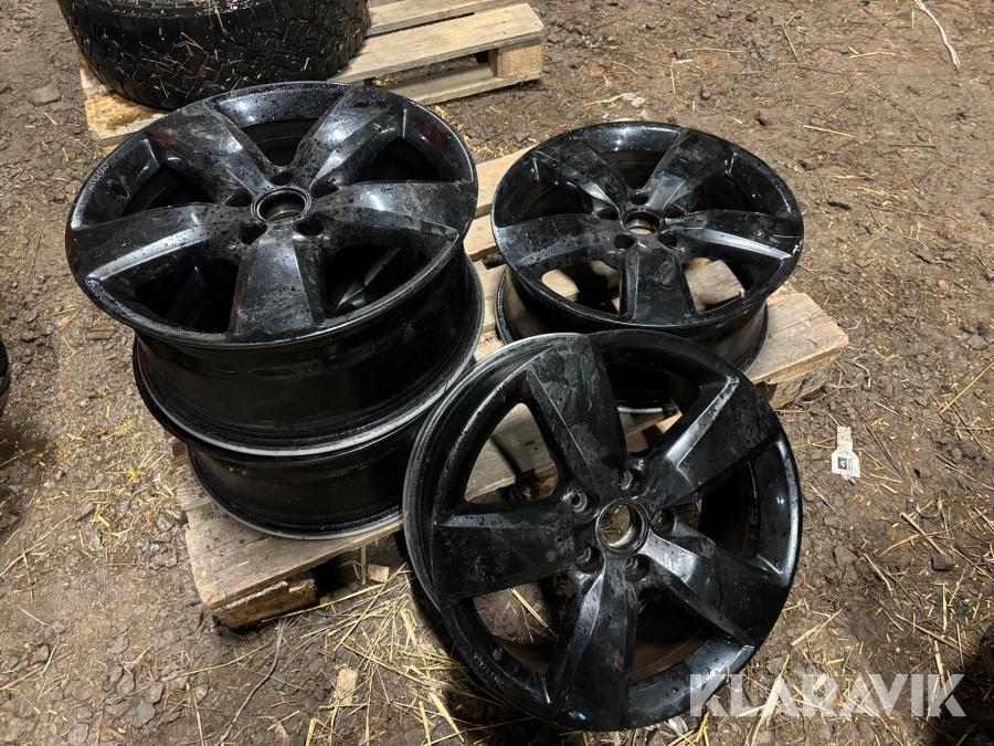 Fälgar & däck Goodyear 255/55R19 till amarok 4 st