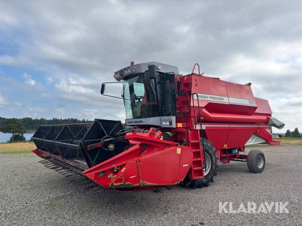 Skördetröska Massey Ferguson 32