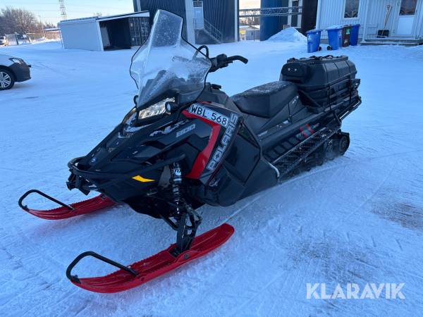 Snöskoter Polaris Titan XC 800