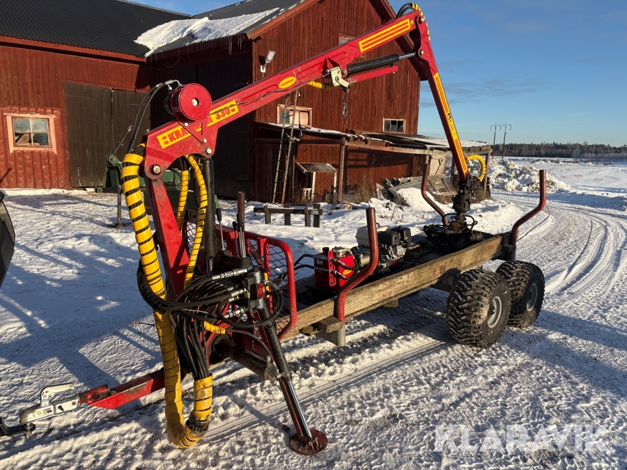 Skogsvagn ATV Kranman T1600 med K330 kran