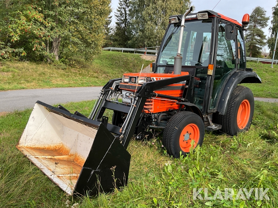 Traktor Kubota L2550 DT med skopa