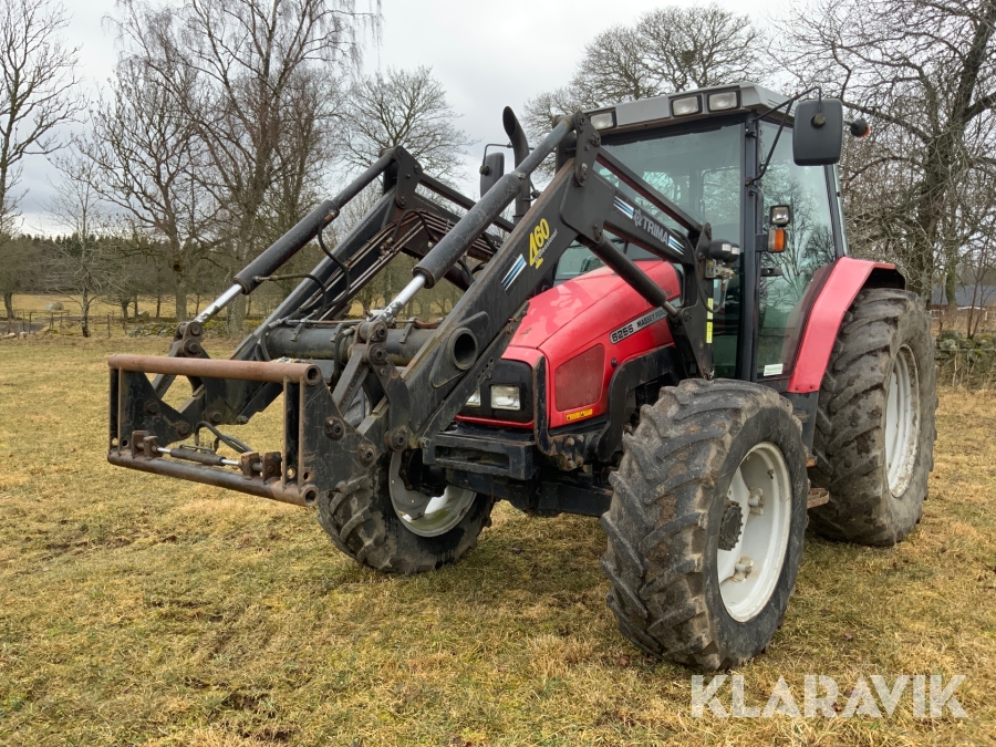Traktor Massey Ferguson 6255 -4 Stepnose med lastare