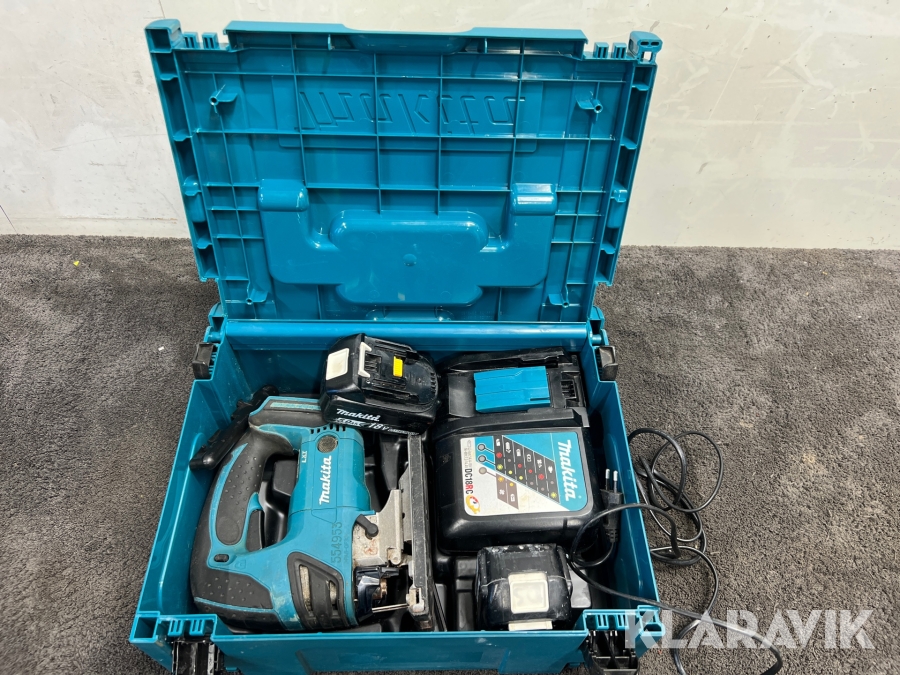 Sticksåg Makita DJV180