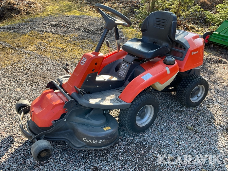 Åkgräsklippare Husqvarna Rider 216 AWD