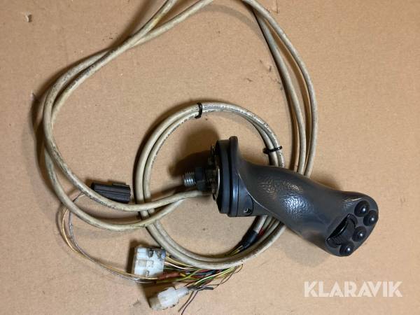 L8 spak vänster Svab