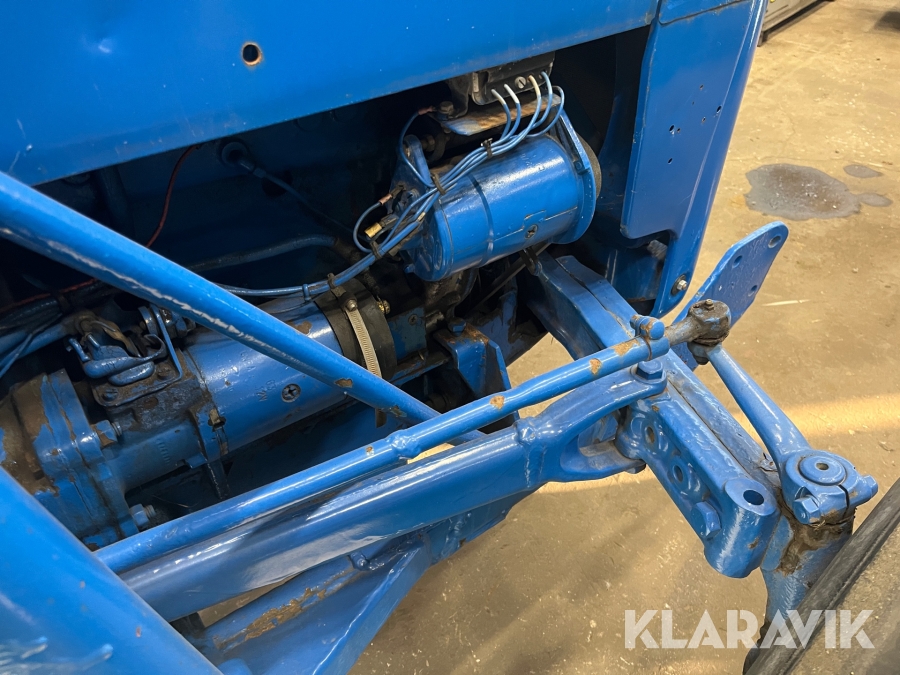 1772205 Veterantraktor Fordson Super Dextra, Finspång, Klaravik aukt