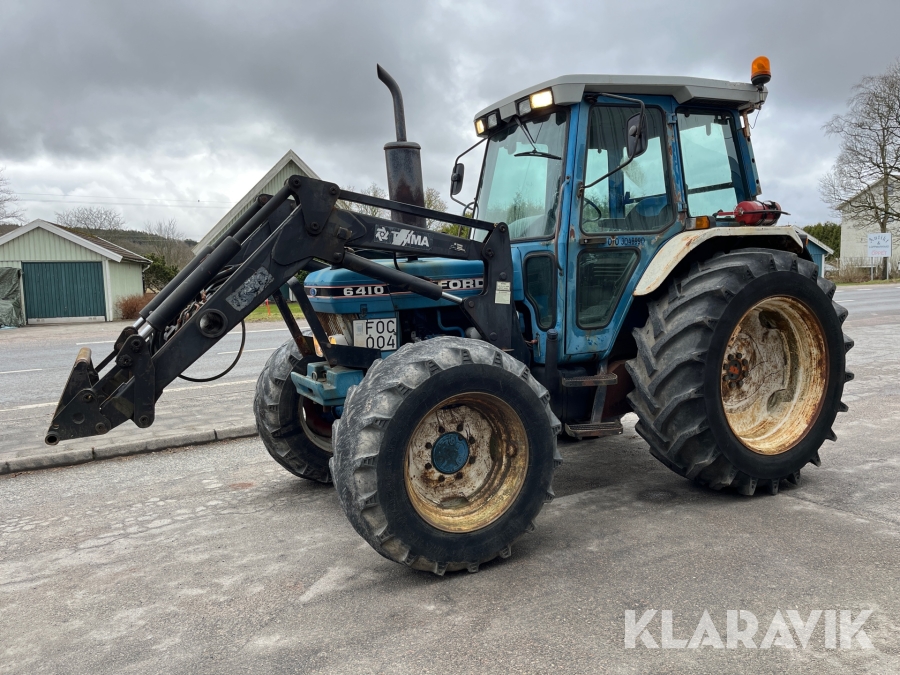 Traktor Ford 6410 med lastare
