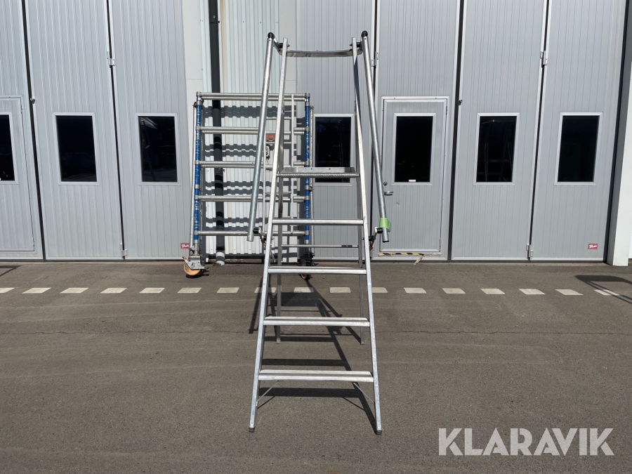 Trappstege med plattform Zarges ZAP Z600 1.32M